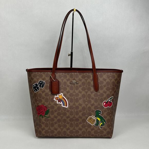 Coach City Tote Bag In Signature Canvas With Sticker Print  CZ611 - Picture 4 of 10